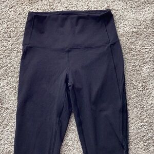 Lululemon mid-calf length athletic pant